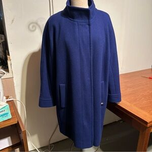 Women’s Coat By Ellen Tracy Wool Blend (52%) Lined Fall-winter Size 16